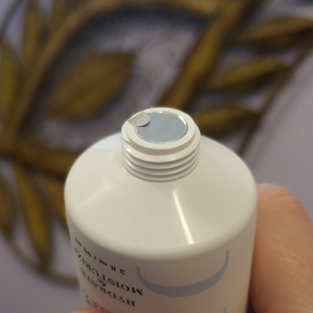 Oneiro Cream Moisturizer Skincare - Picture 3 of 3